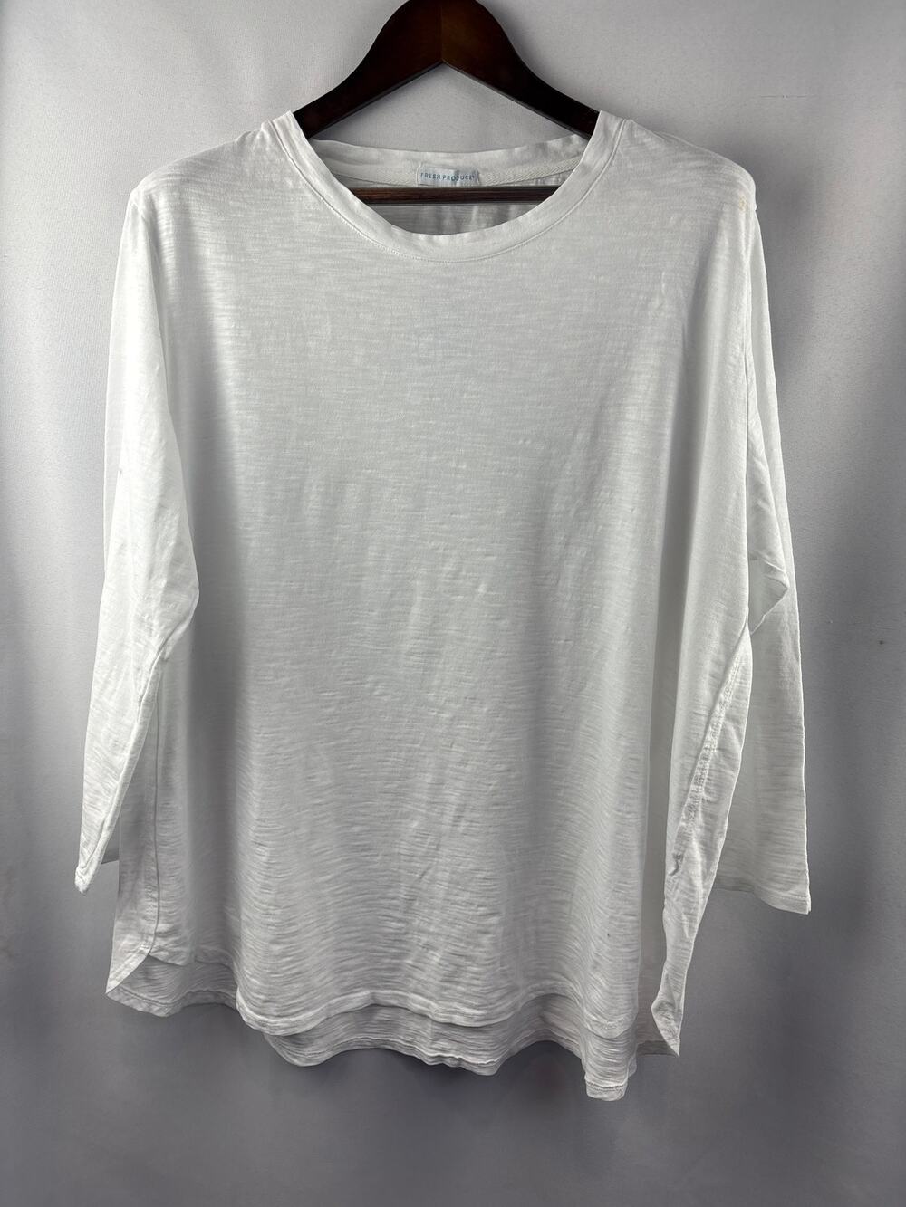 Women’s Fresh Produce Size 2X White Long Sleeve Shirt